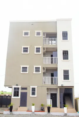 Steanka Luxury Homes