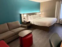 Comfort Inn & Suites Hotels in Hall County