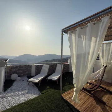 Umbertos Rooms Отели в г. Ерцу