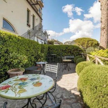 La Dolce Vita Ravello - Apartment with Balcony & Amazing View of the Amalfi Coast