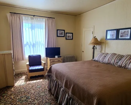 Historic Dow Hotel Hotels in Lone Pine