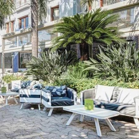 Hotel Caravel