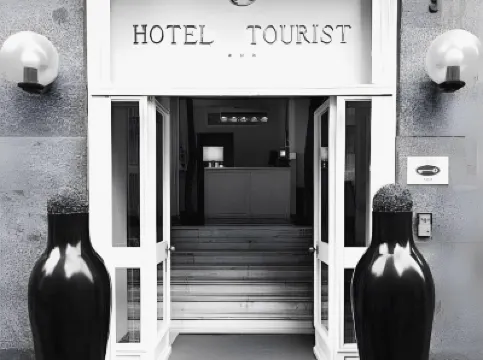 Hotel Tourist Hotel di 