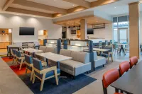 Hyatt House Fresno Campus Pointe - Desayuno