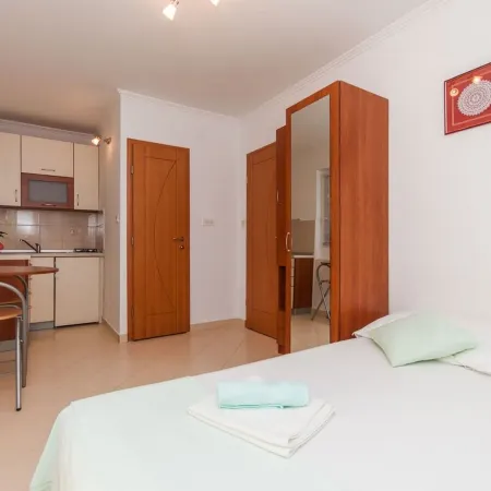 Apartments Ena