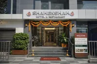 Shahenshah Hotel Отели в г. 