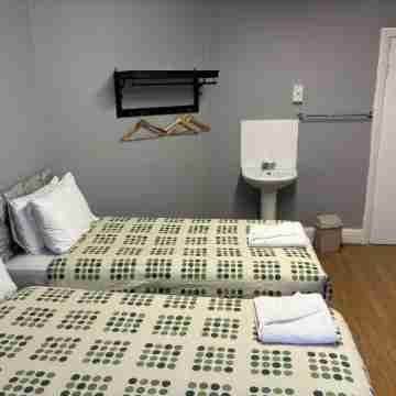 Elstree Inn Rooms