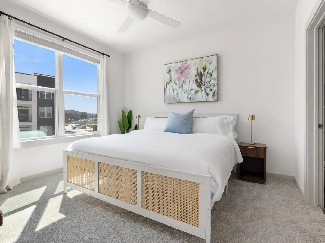 Bright Spacious 2br 2ba | Open Layout - San Marcos, TX