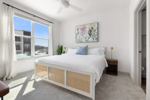 Bright Spacious 2BR 2BA | Open Layout