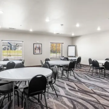 Cobblestone Hotel & Suites Pulaski/Green Bay