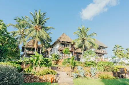 Sultan Sands Island Resort