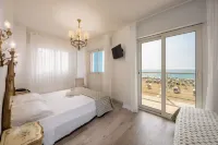 蒂齊安海灘飯店