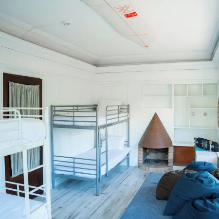 Moby Dick Lodge Colares