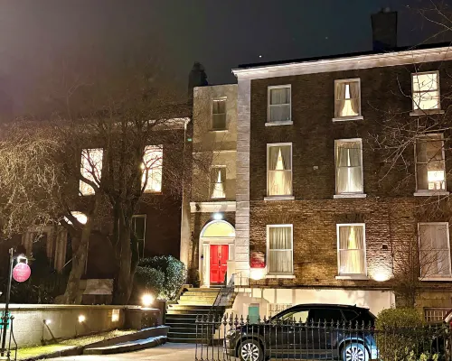 Waterloo Lodge Отели рядом с достопримечательностью «Парк Херберт-парк»