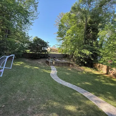 The Perfect Intown Stay for Groups- 5BR 2.5BA
