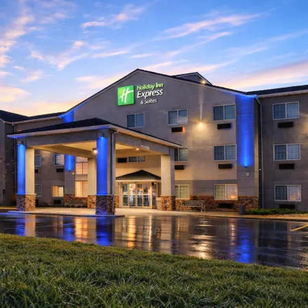 Holiday Inn Express & Suites PIERRE-FORT PIERRE by IHG Hotele w: Stanley County