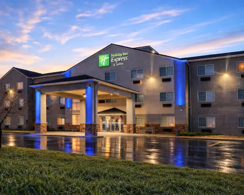 Holiday Inn Express & Suites PIERRE-FORT PIERRE by IHG Hotels in Stanley County