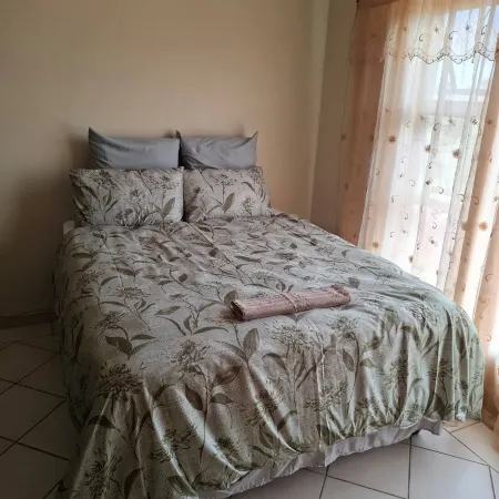Serene 1-Bedroom Apartment in Bloemfontein