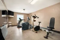 PRAIRIE CREST CALGARY AIRPORT by IHG - Gym