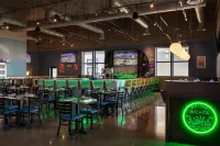 Hilton Garden Inn Wichita Airport - bar