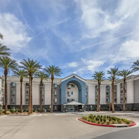 Sonesta Simply Suites Las Vegas Convention Center Отели рядом с достопримечательностью «Арена «Томас-энд-Мак Центр»»
