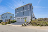 Beachfront Oasis w/ 2 Large Decks, BBQ & Views! - Beach