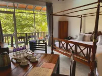 Casa Samaya, Boutique Beachfront Hotel in Weligama