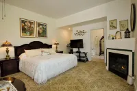 Cloran Mansion Bed & Breakfast