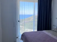 Charming 2-Bedroom Apartment with Ocean Views in Tatlısu Hotels in Akanthou