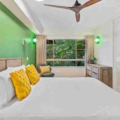 Tropical Resort Escape Rooms