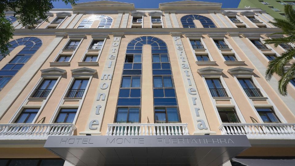 Hotel Monte Puertatierra