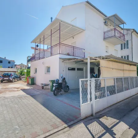 Apartments and Rooms Josipa