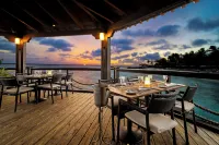 Harbour Village Beach Club