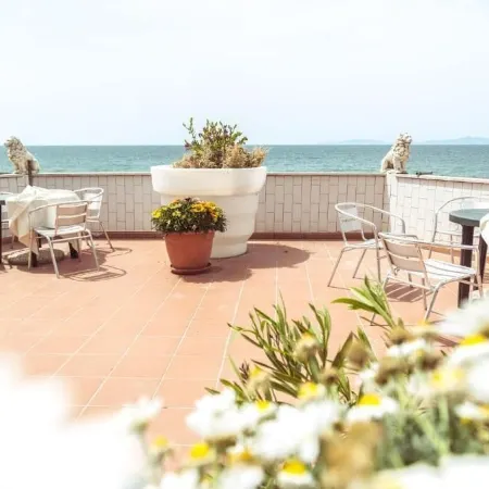 Piccolo Mondo Hotel