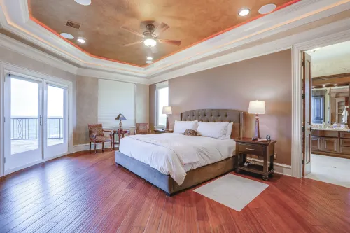 Bayfront Villa w/ Million-dollar Views in Seabrook - Villas
