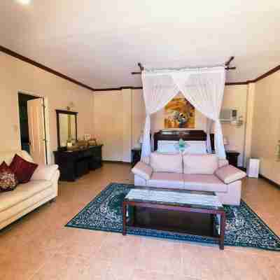 Ogtong Cave Resort Rooms