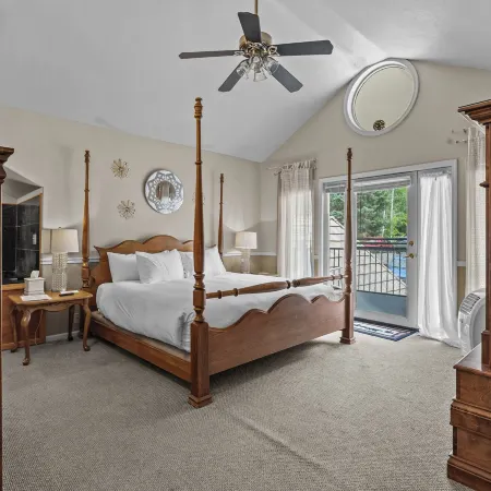 Black Bear Manor