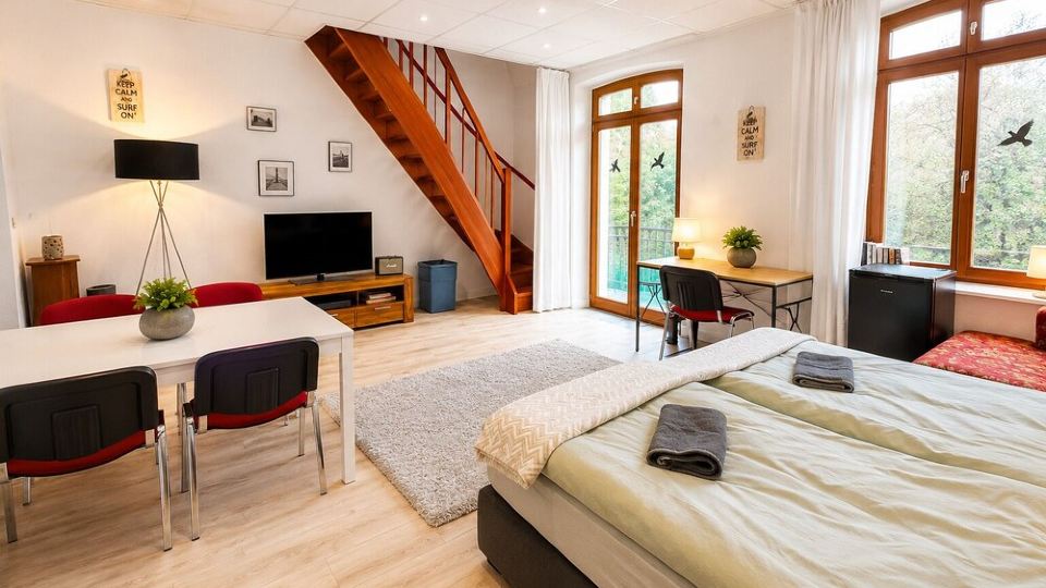 Troisdorf - Downtown - 145 Square Meters - 1 to 6 People