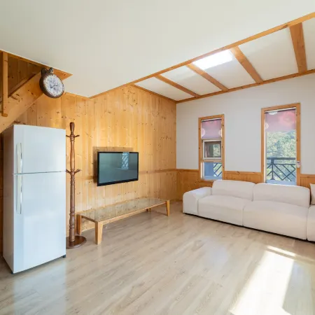 Gureye Jirisan Harmony Pension