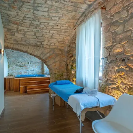 Ammon Zeus Luxury Beach Hotel