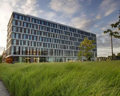Steigenberger Hotel Bremen Отели рядом с достопримечательностью «Валле»