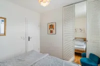 A Little Sea is Always Welcome - 4-Star