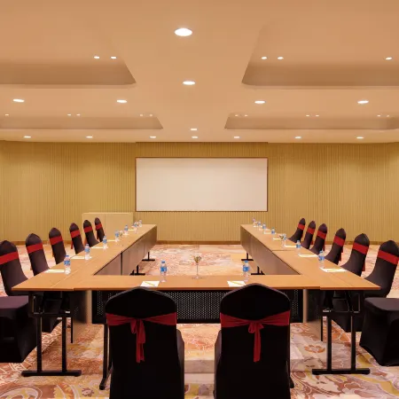 Lemon Tree Hotel Bharuch