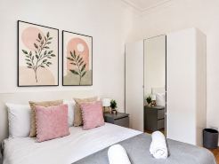 2BR by Edinburgh Castle & Meadows Stay