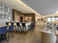 薩爾布呂肯市美居飯店 - 酒吧