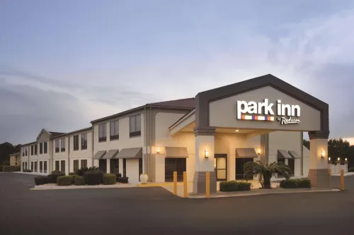 Park Inn by Radisson Albany - Gym
