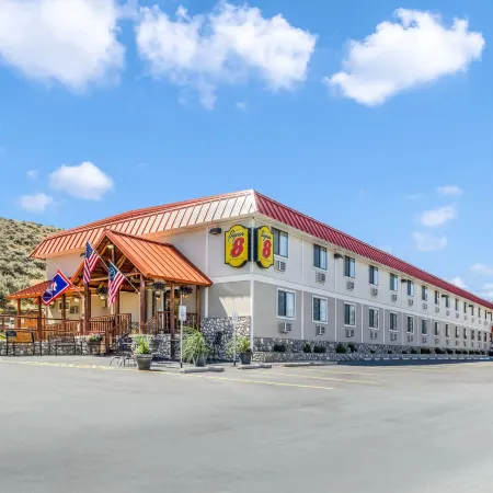 Super 8 by Wyndham Cody