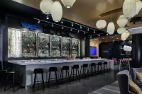 Aloft Raleigh - bar