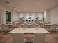 Hollywood Volume, a Tribute Portfolio Hotel Hotels near Death Museum