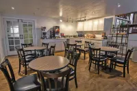 FairBridge Inn - Coeur d'Alene - Breakfast